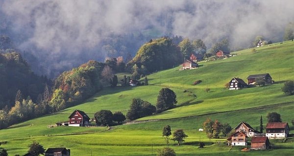 Quels sont les attraits d'un séjour détente dans un des campings des Hautes Alpes ?